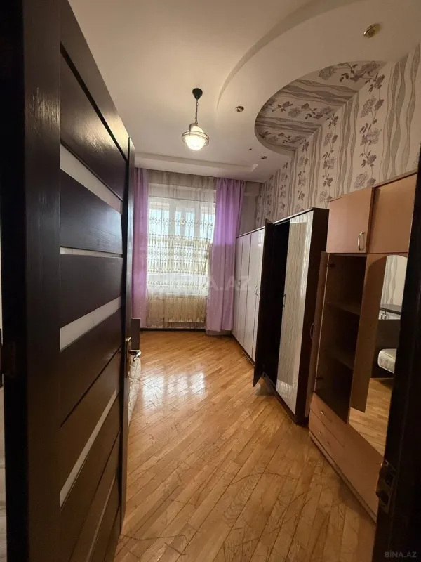 Satılır 3 otaqlı mənzil 97 m²
