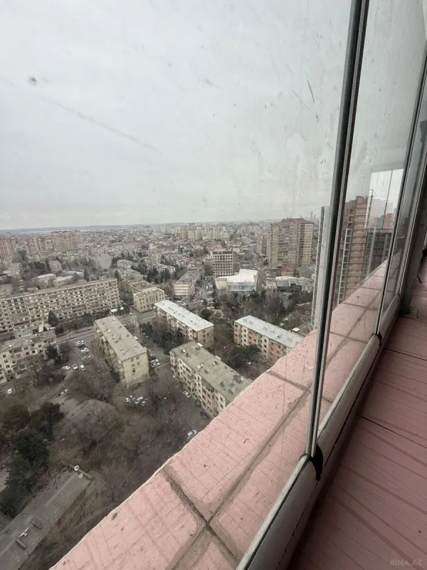 Satılır 3 otaqlı mənzil 97 m²