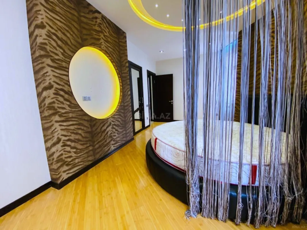 Kirayə verilir 3 otaqlı mənzil 101 m²