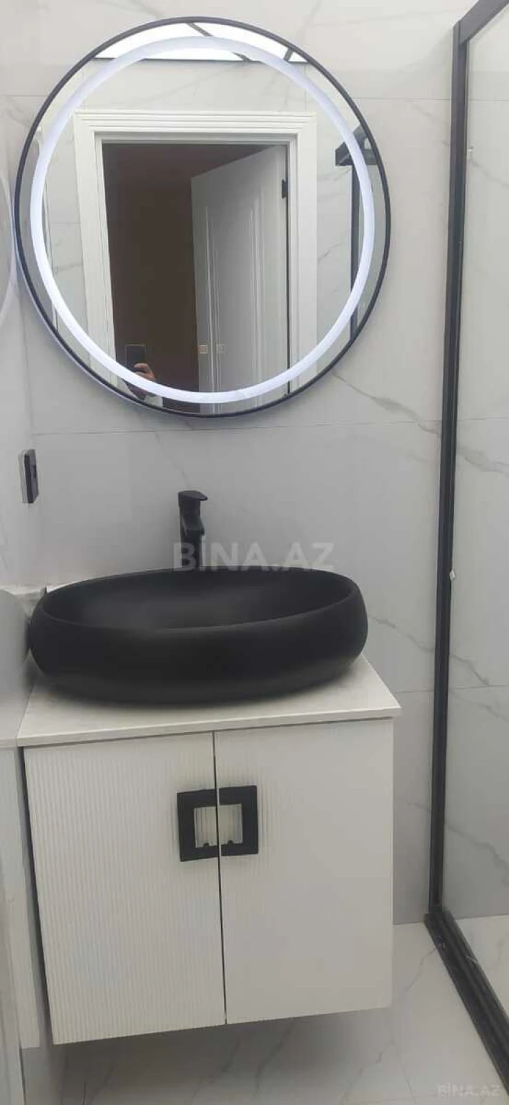 Kirayə verilir 2 otaqlı mənzil 60 m²