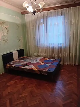 Kirayə verilir 4 otaqlı mənzil 100 m²