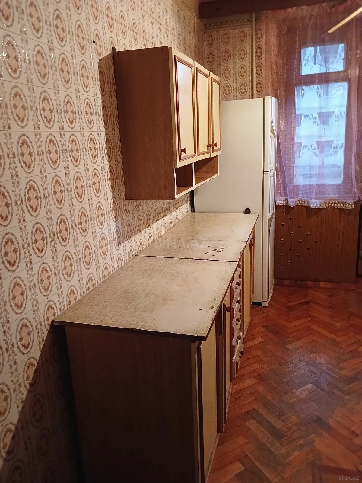 Kirayə verilir 4 otaqlı mənzil 100 m²