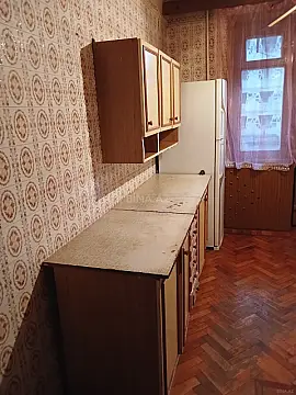 Kirayə verilir 4 otaqlı mənzil 100 m²