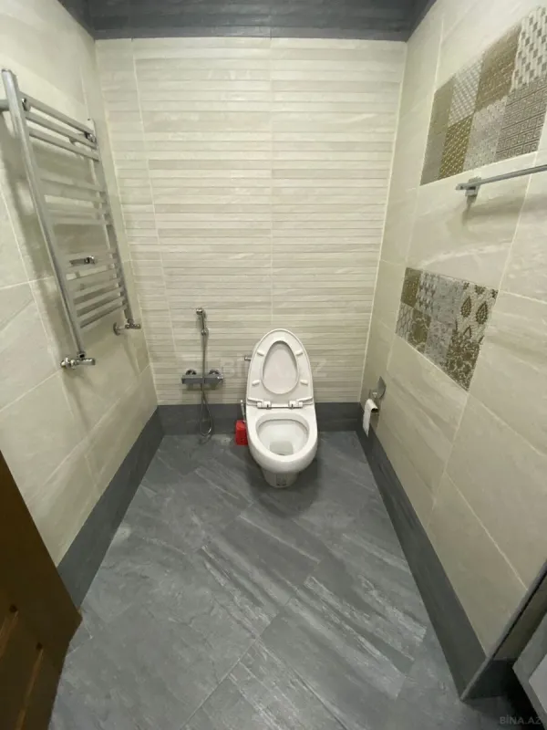 Kirayə verilir 3 otaqlı mənzil 140 m²