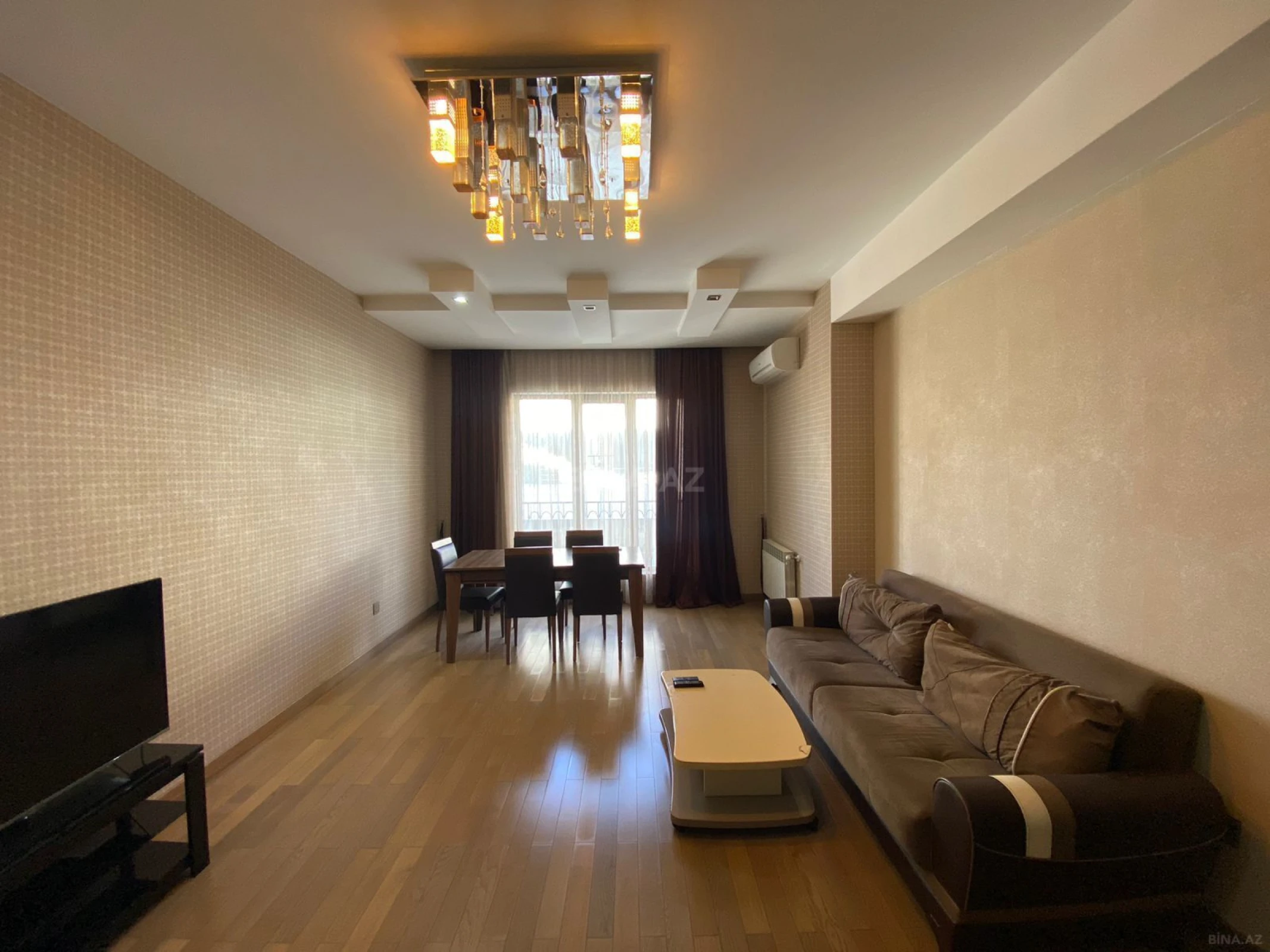 Kirayə verilir 3 otaqlı mənzil 140 m²
