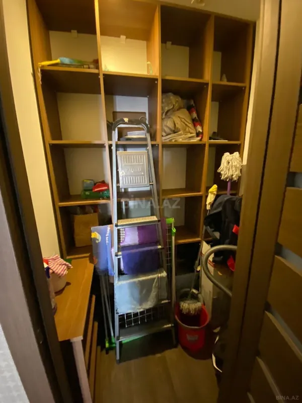 Kirayə verilir 3 otaqlı mənzil 140 m²