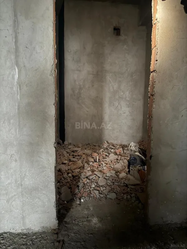 Satılır 3 otaqlı mənzil 168.3 m²