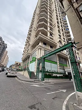 Satılır 3 otaqlı mənzil 168.3 m²