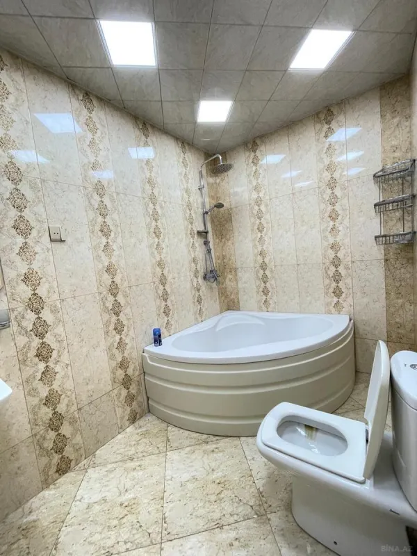 Kirayə verilir 2 otaqlı mənzil 80 m²