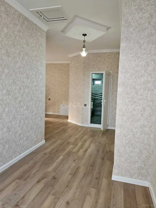 Satılır 5 otaqlı həyət evi 220 m²