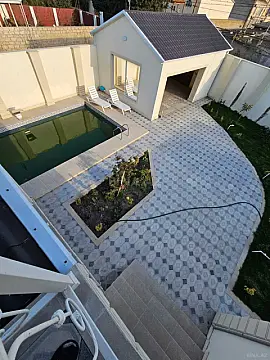 Satılır 5 otaqlı həyət evi 220 m²