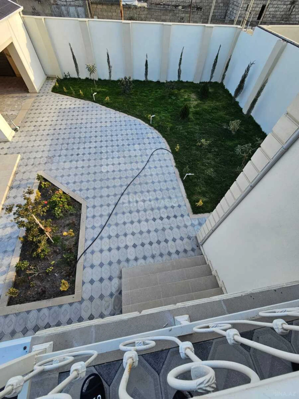 Satılır 5 otaqlı həyət evi 220 m²