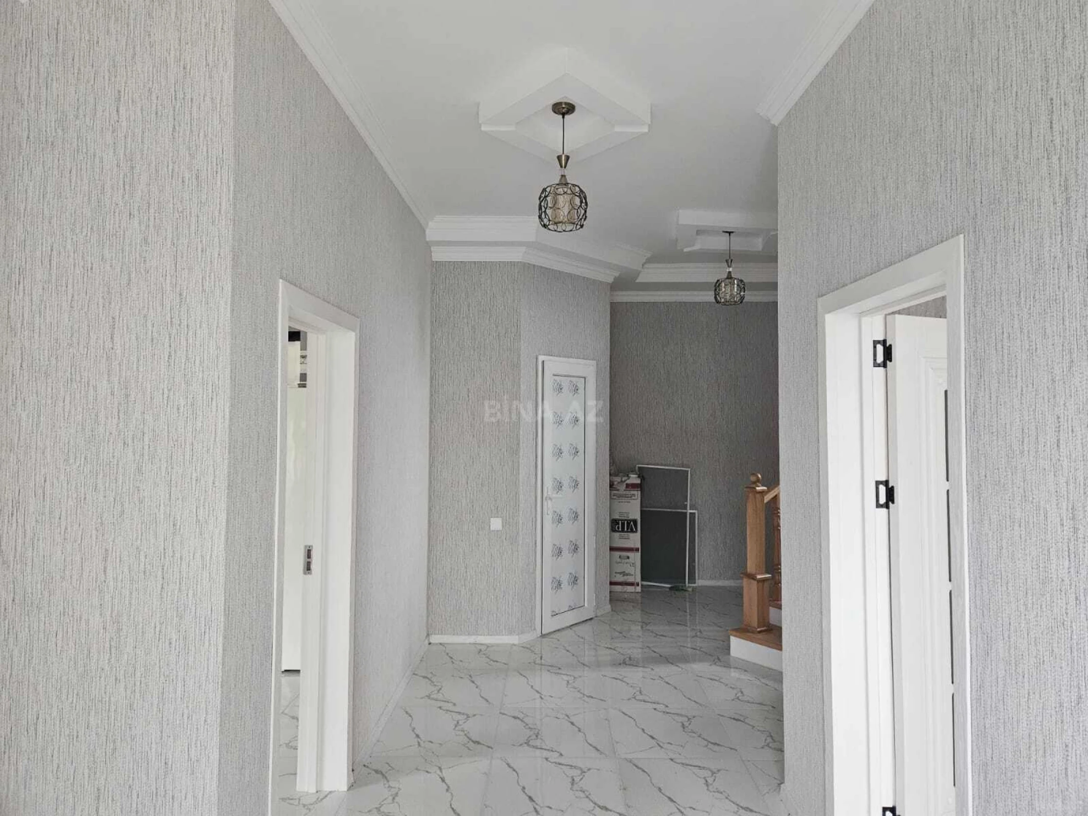 Satılır 5 otaqlı həyət evi 220 m²
