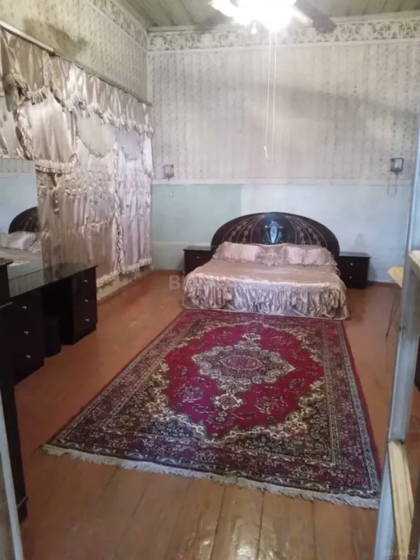 Kirayə verilir 2 otaqlı həyət evi 120 m²