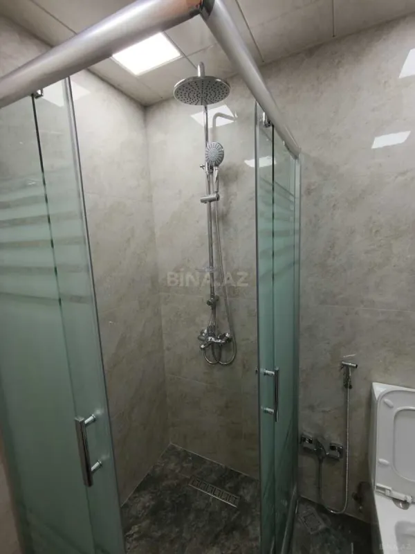 Kirayə verilir 2 otaqlı mənzil 100 m²