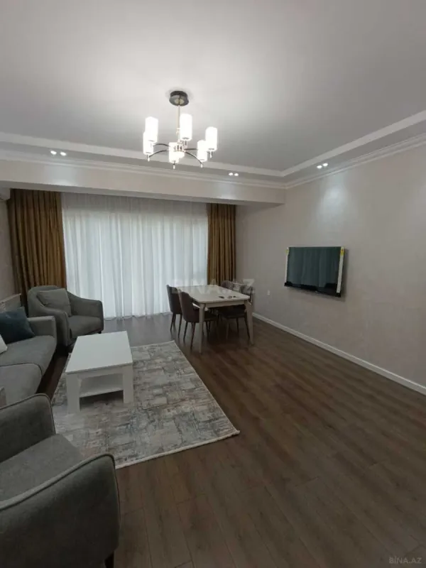 Kirayə verilir 2 otaqlı mənzil 100 m²