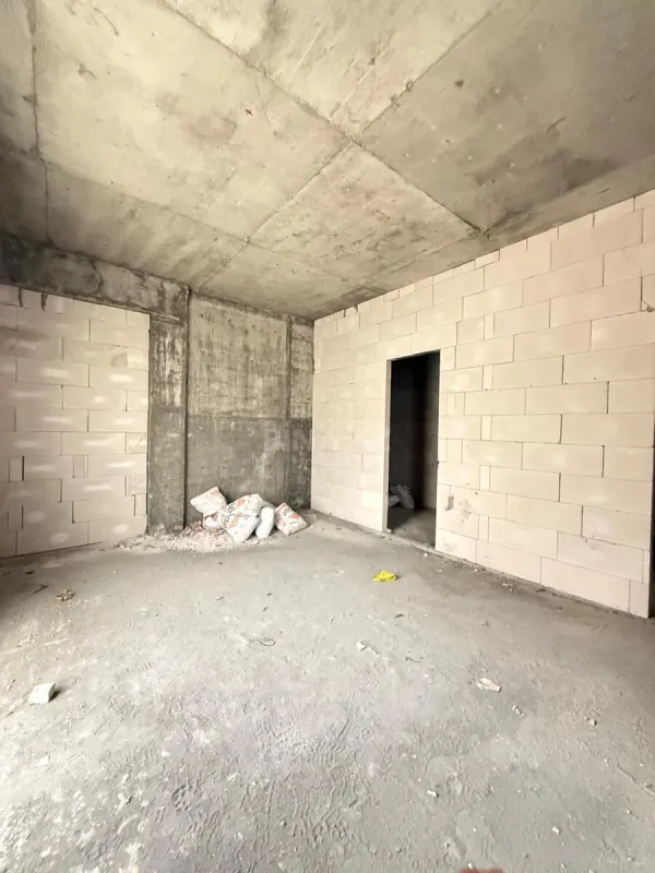 Satılır 3 otaqlı mənzil 140 m²