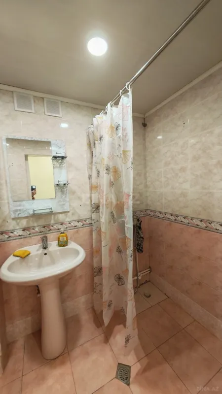 Kirayə verilir 3 otaqlı mənzil 88 m²
