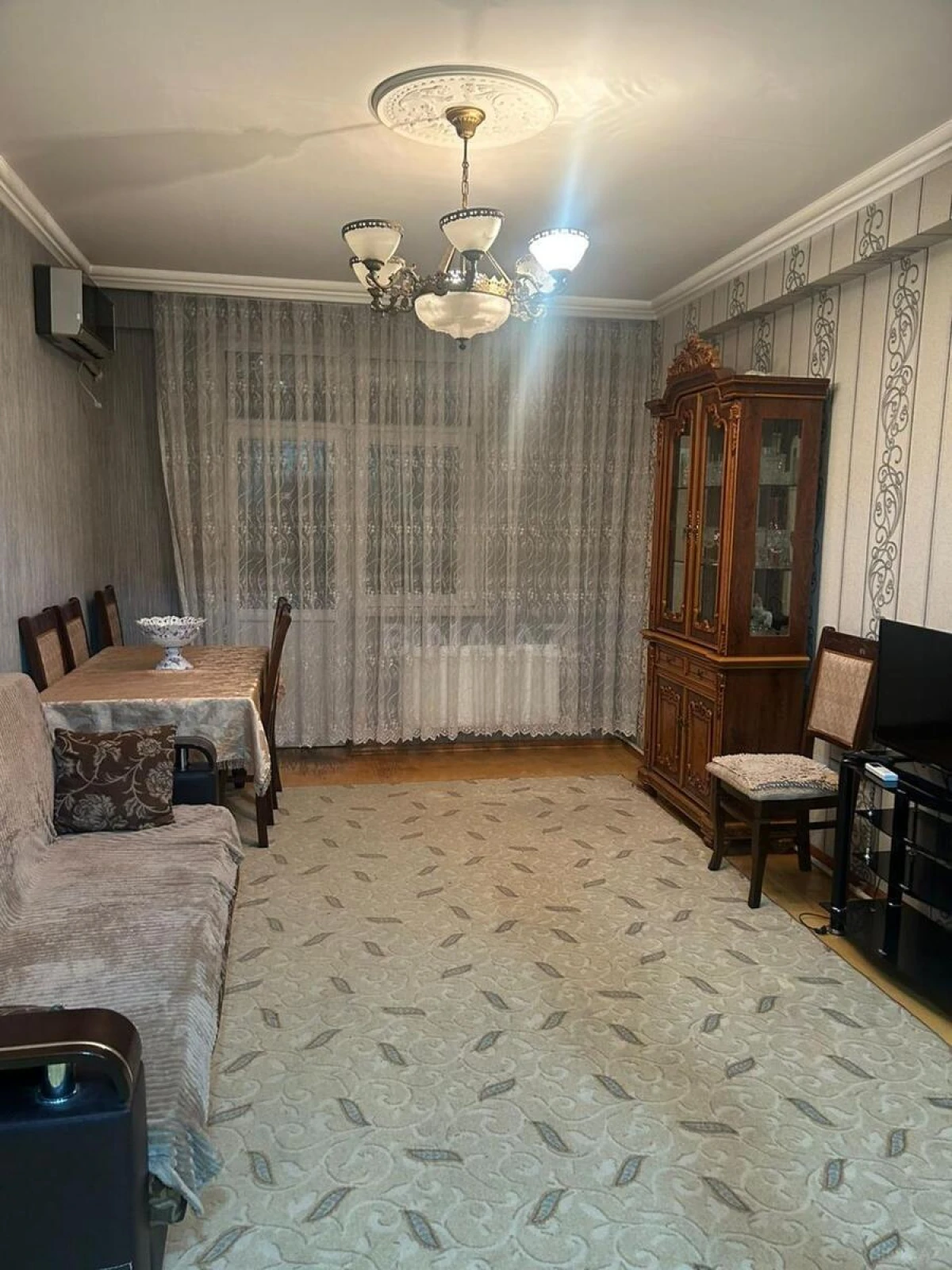 Kirayə verilir 2 otaqlı mənzil 60 m²
