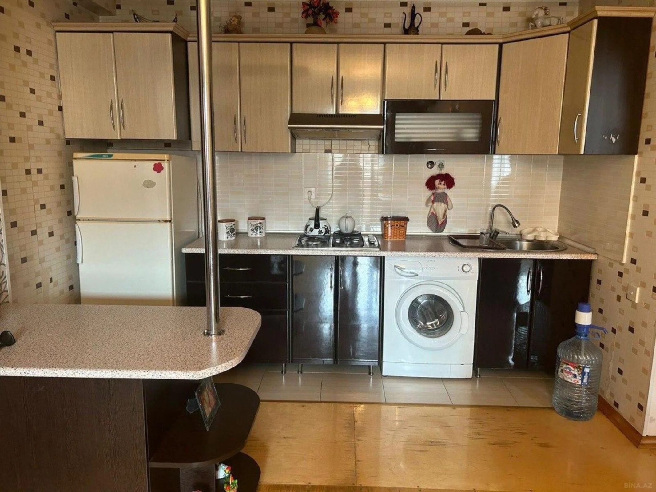 Kirayə verilir 2 otaqlı mənzil 60 m²
