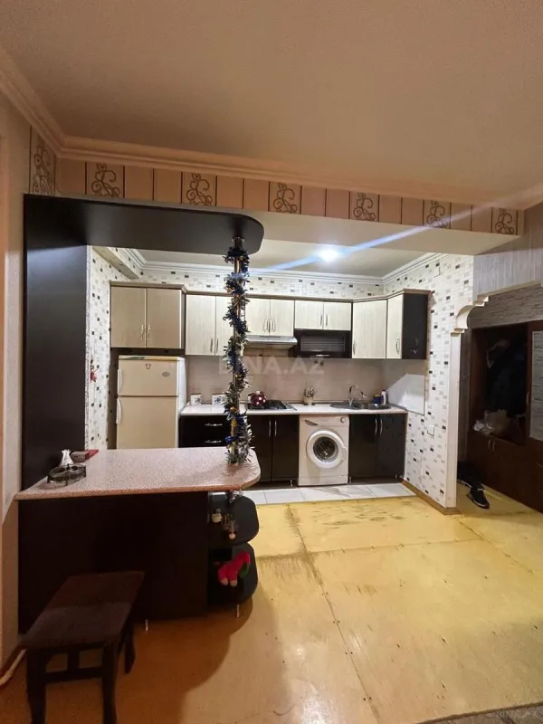 Kirayə verilir 2 otaqlı mənzil 60 m²