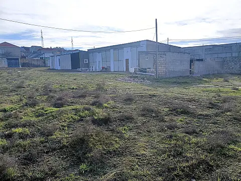 Kirayə verilir obyekt 120 m²