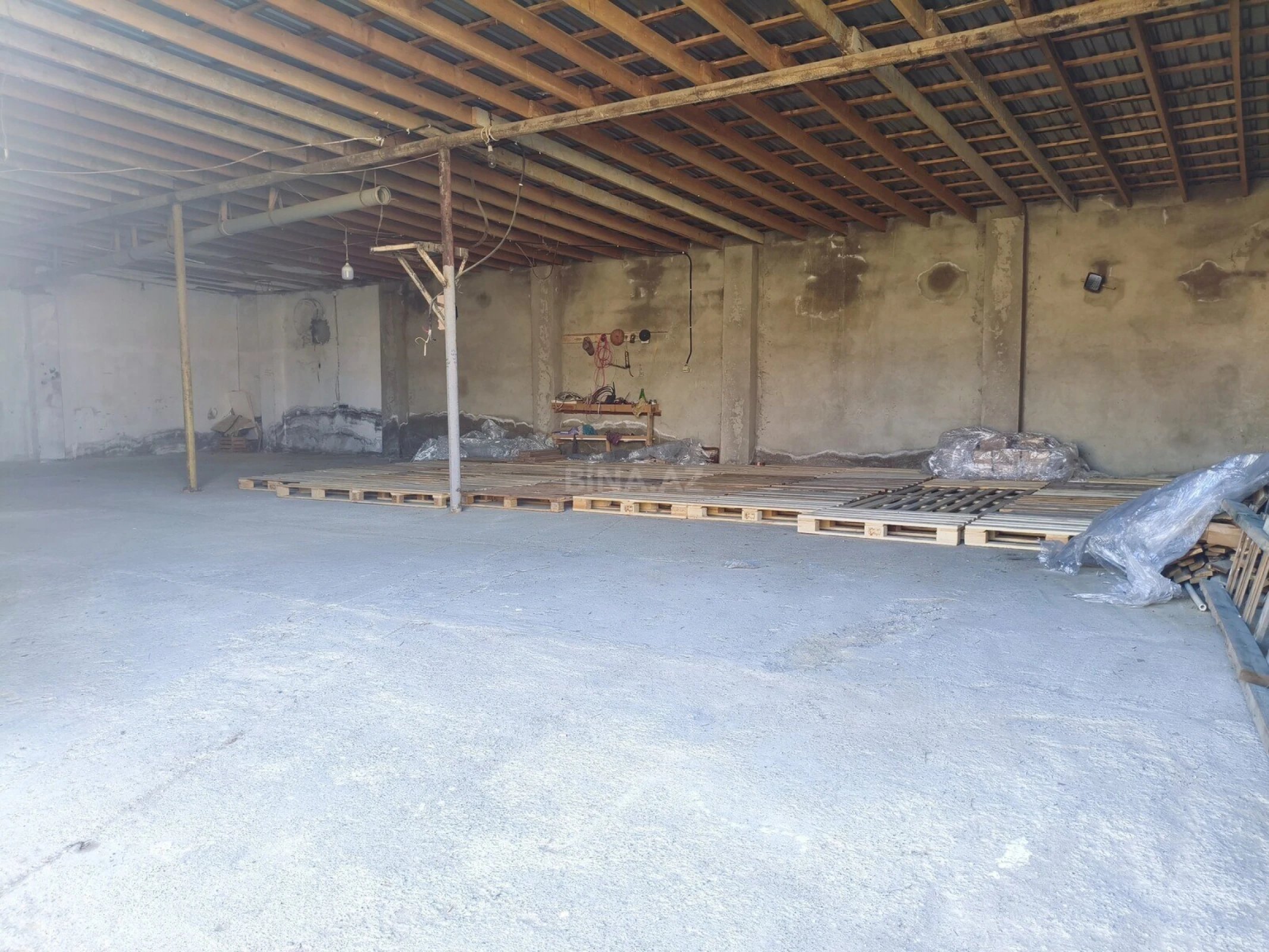 Kirayə verilir obyekt 120 m²