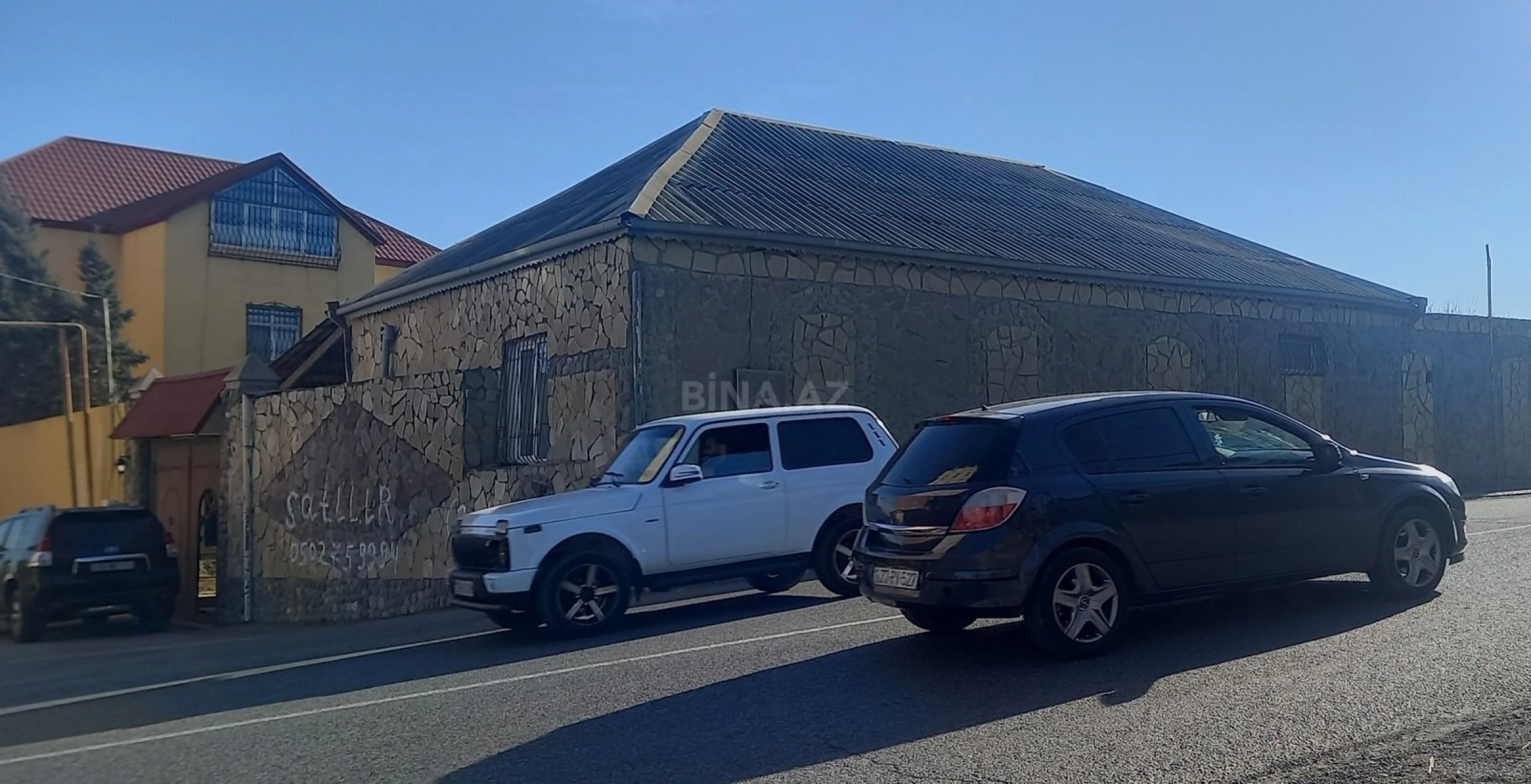 Satılır obyekt 200 m²