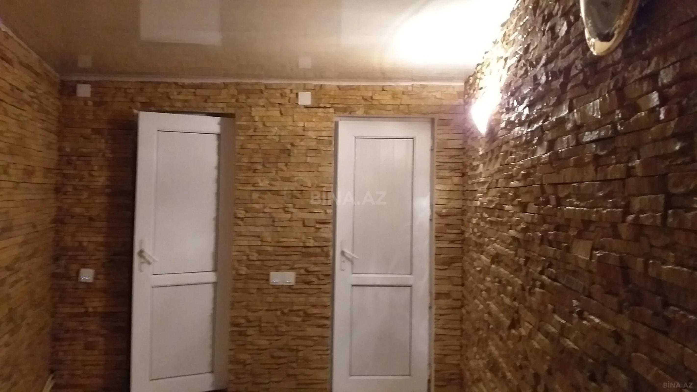 Satılır obyekt 200 m²