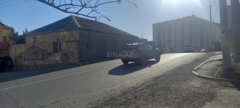 Satılır obyekt 200 m²