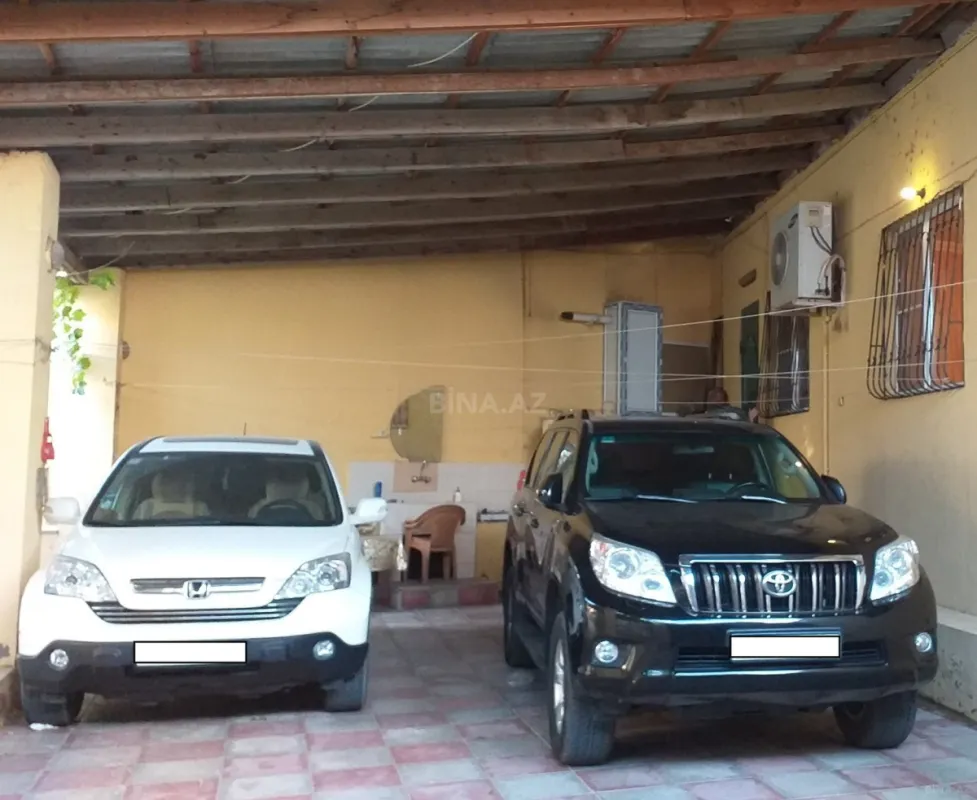 Satılır obyekt 200 m²