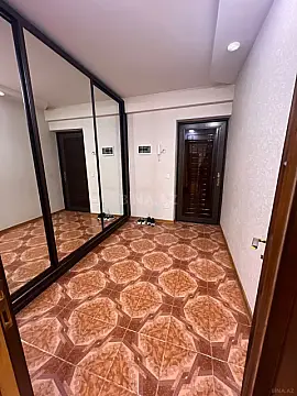 Kirayə verilir 3 otaqlı mənzil 132 m²