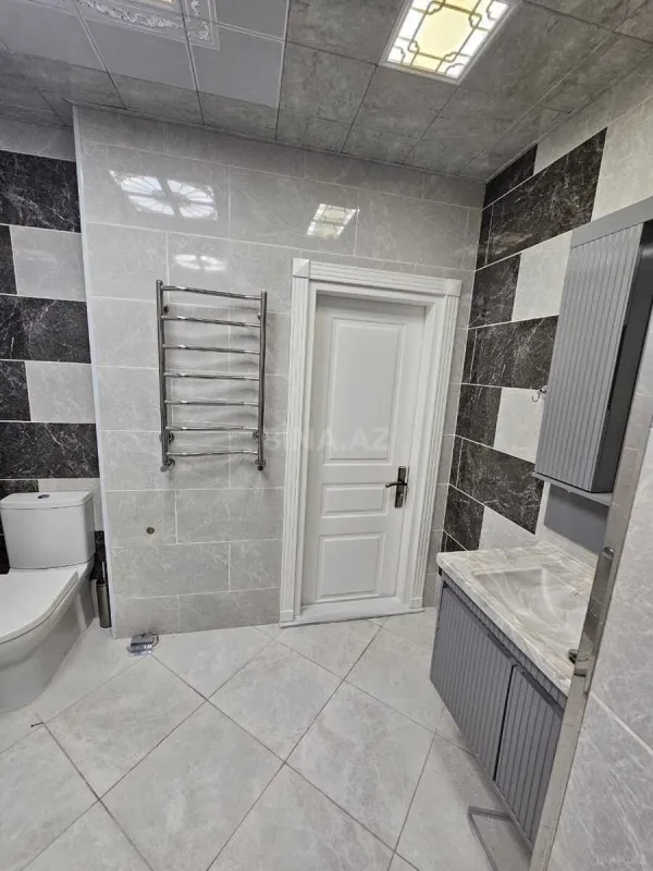 Satılır 2 otaqlı mənzil 100 m²