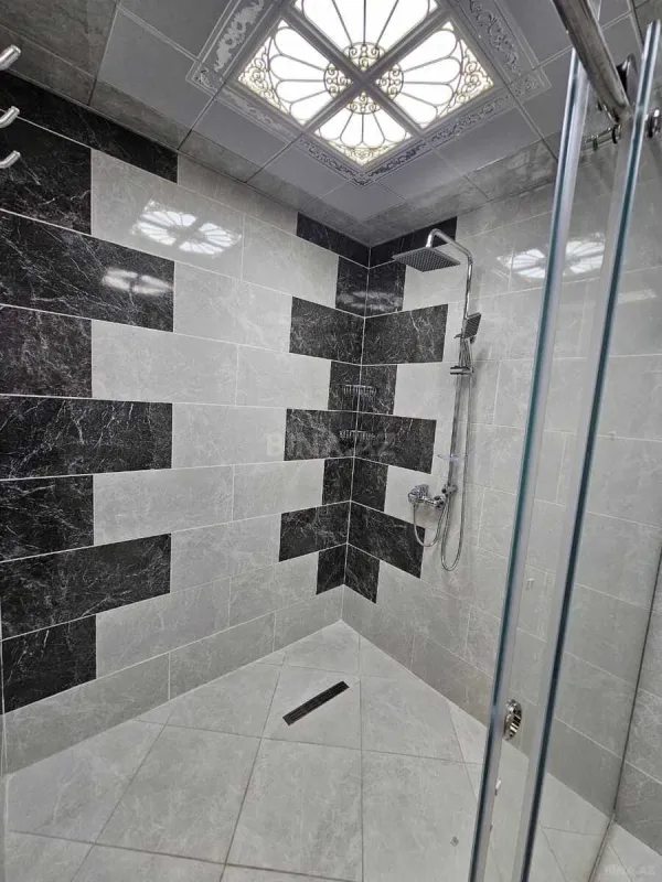 Satılır 2 otaqlı mənzil 100 m²