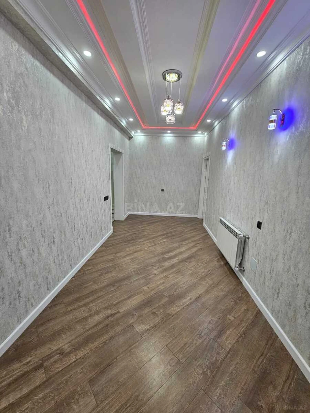 Satılır 2 otaqlı mənzil 100 m²