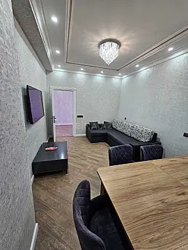 Satılır 2 otaqlı mənzil 100 m²