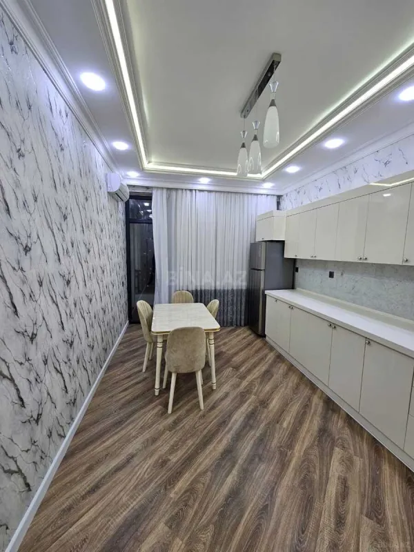 Satılır 2 otaqlı mənzil 100 m²