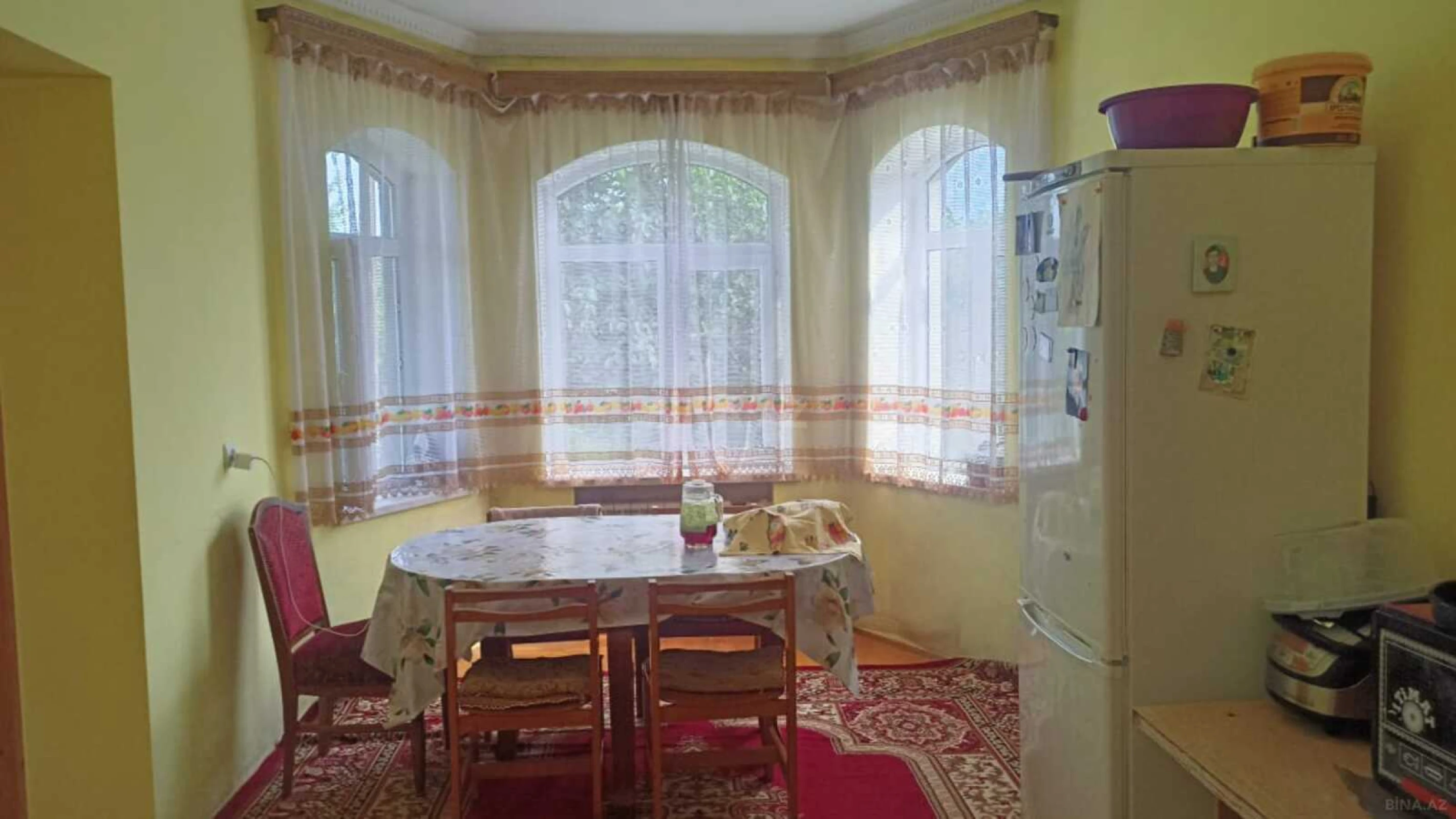 Satılır 4 otaqlı həyət evi 360 m²