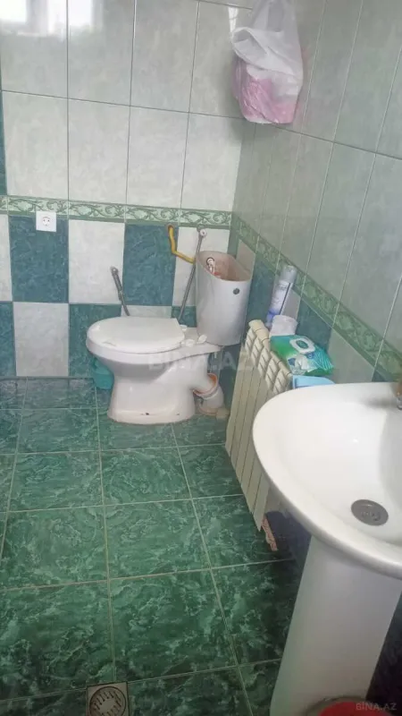 Satılır 4 otaqlı həyət evi 360 m²