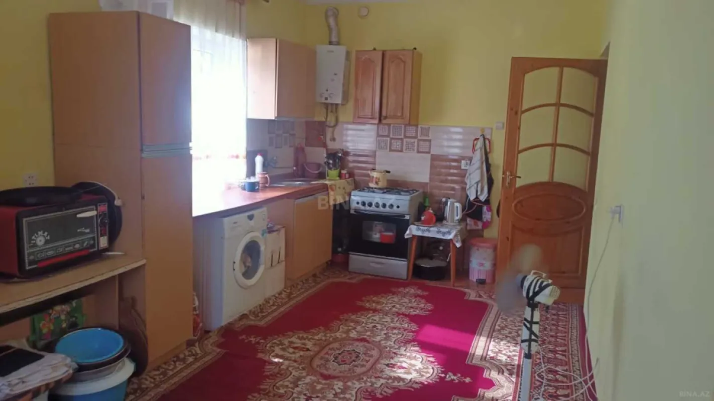 Satılır 4 otaqlı həyət evi 360 m²