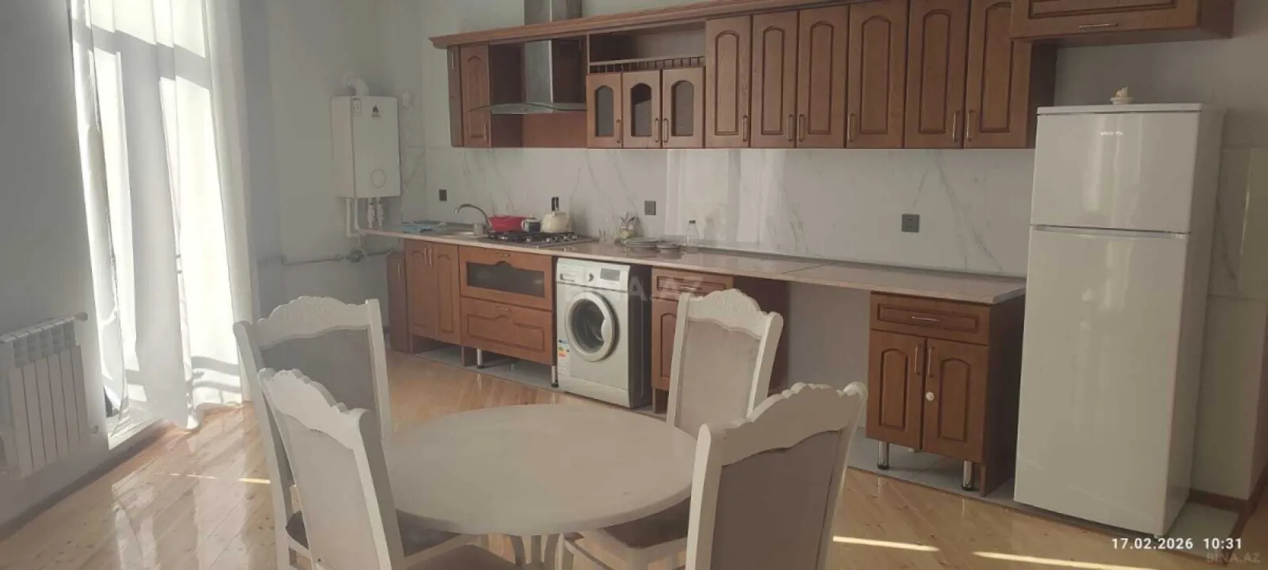 Kirayə verilir 2 otaqlı mənzil 75 m²