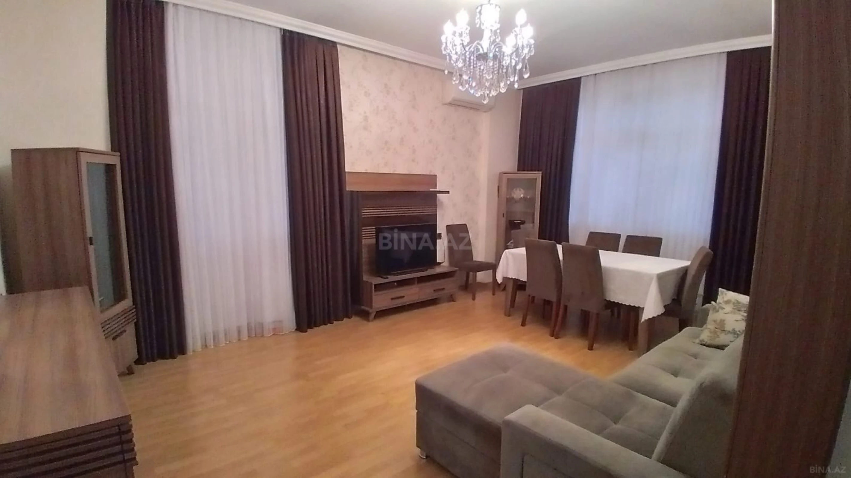 Kirayə verilir 2 otaqlı mənzil 80 m²