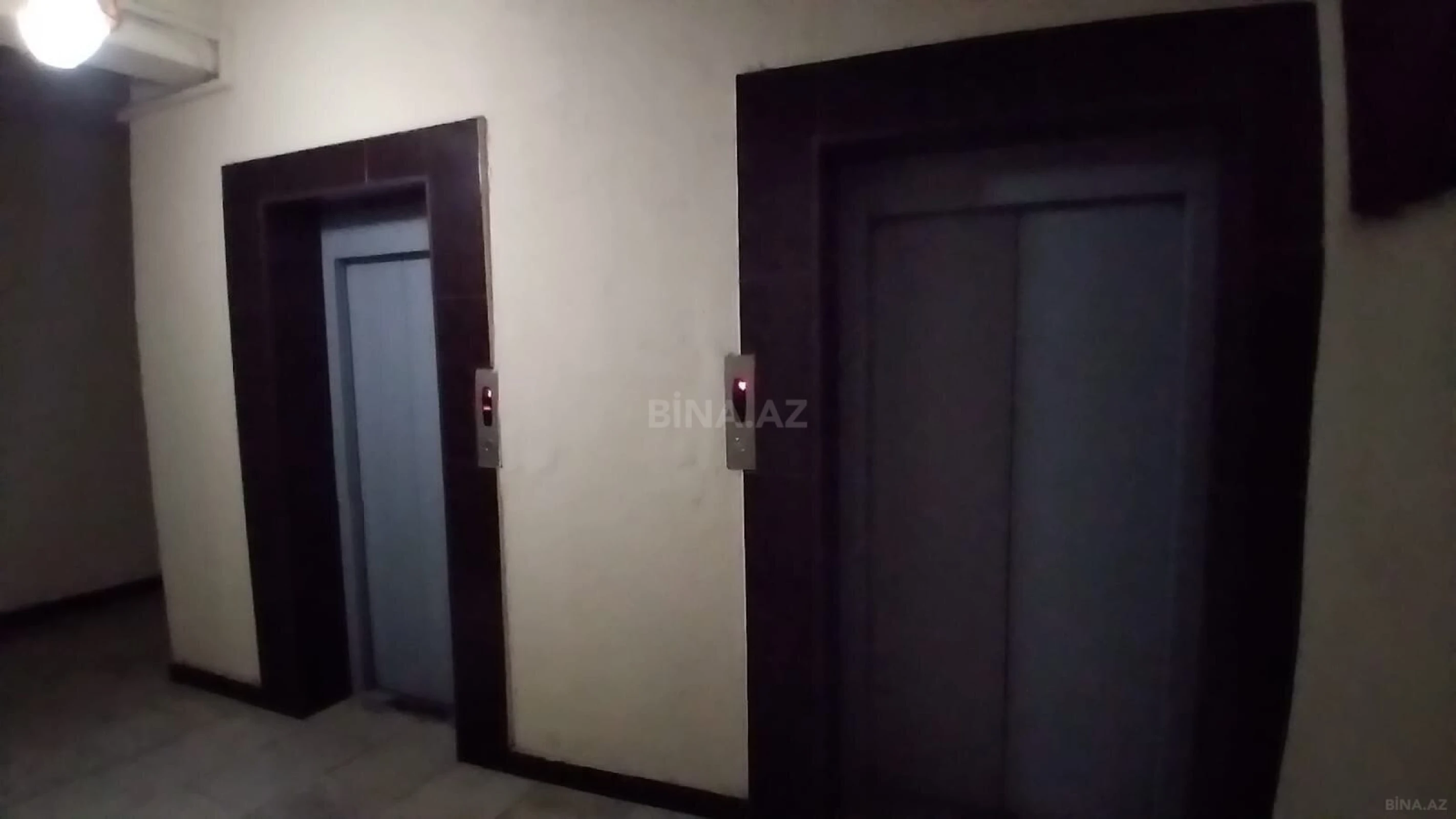 Kirayə verilir 2 otaqlı mənzil 80 m²