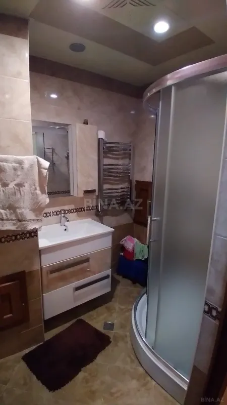 Kirayə verilir 2 otaqlı mənzil 80 m²