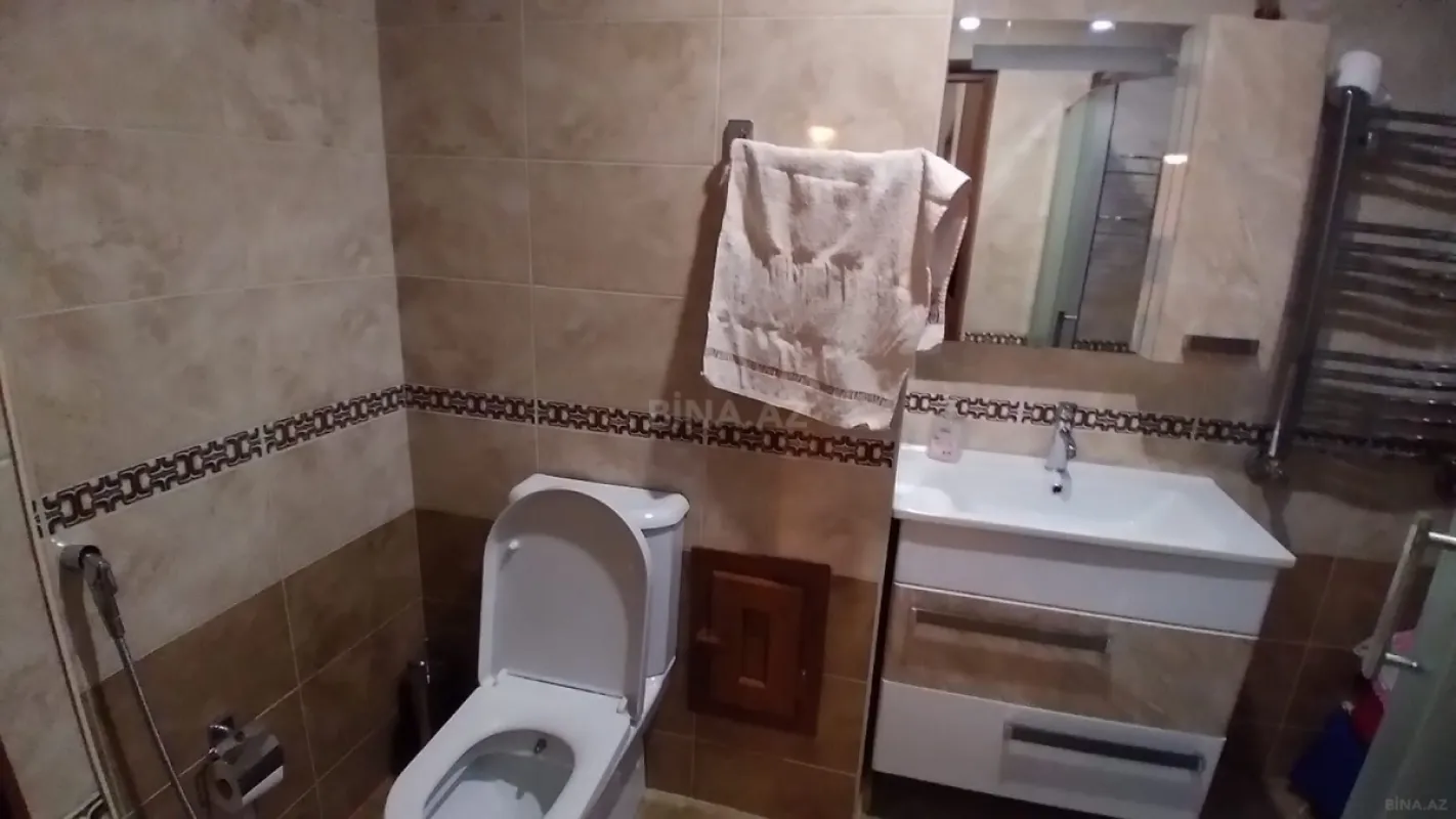 Kirayə verilir 2 otaqlı mənzil 80 m²