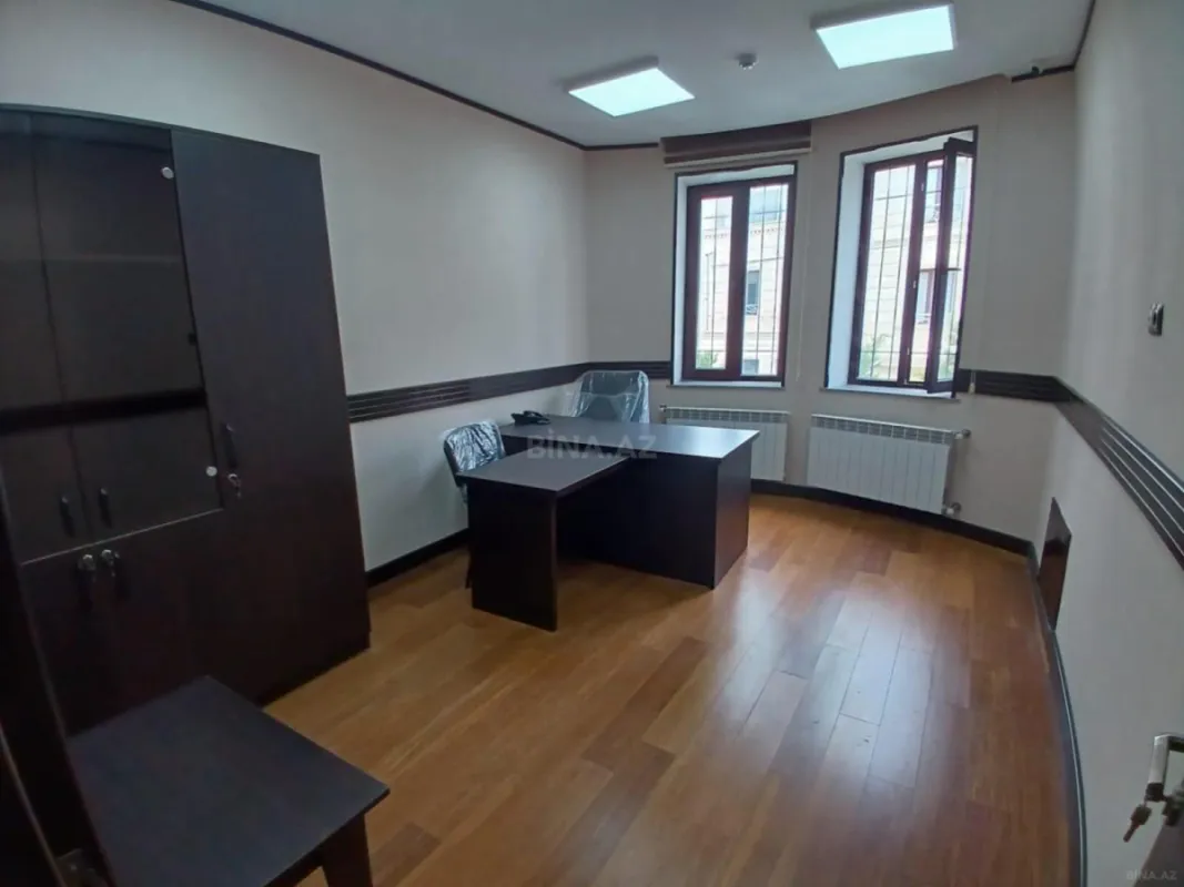 Kirayə verilir obyekt 576 m²