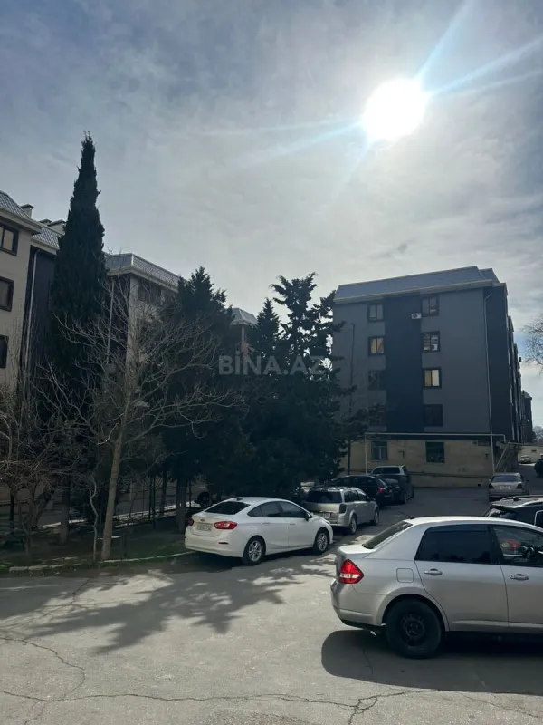 Kirayə verilir 2 otaqlı mənzil 50 m²