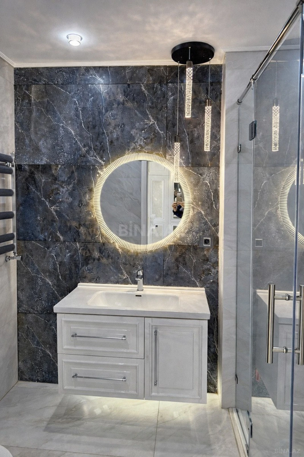 Satılır 3 otaqlı mənzil 114 m²