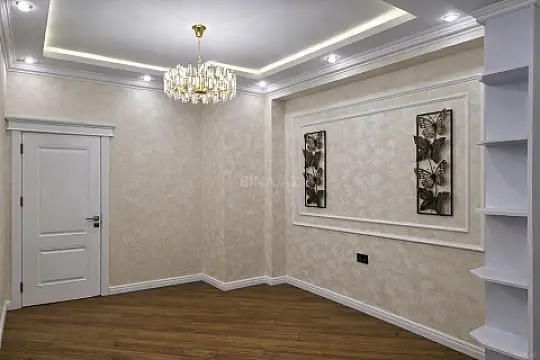 Satılır 3 otaqlı mənzil 114 m²