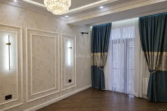 Satılır 3 otaqlı mənzil 114 m²